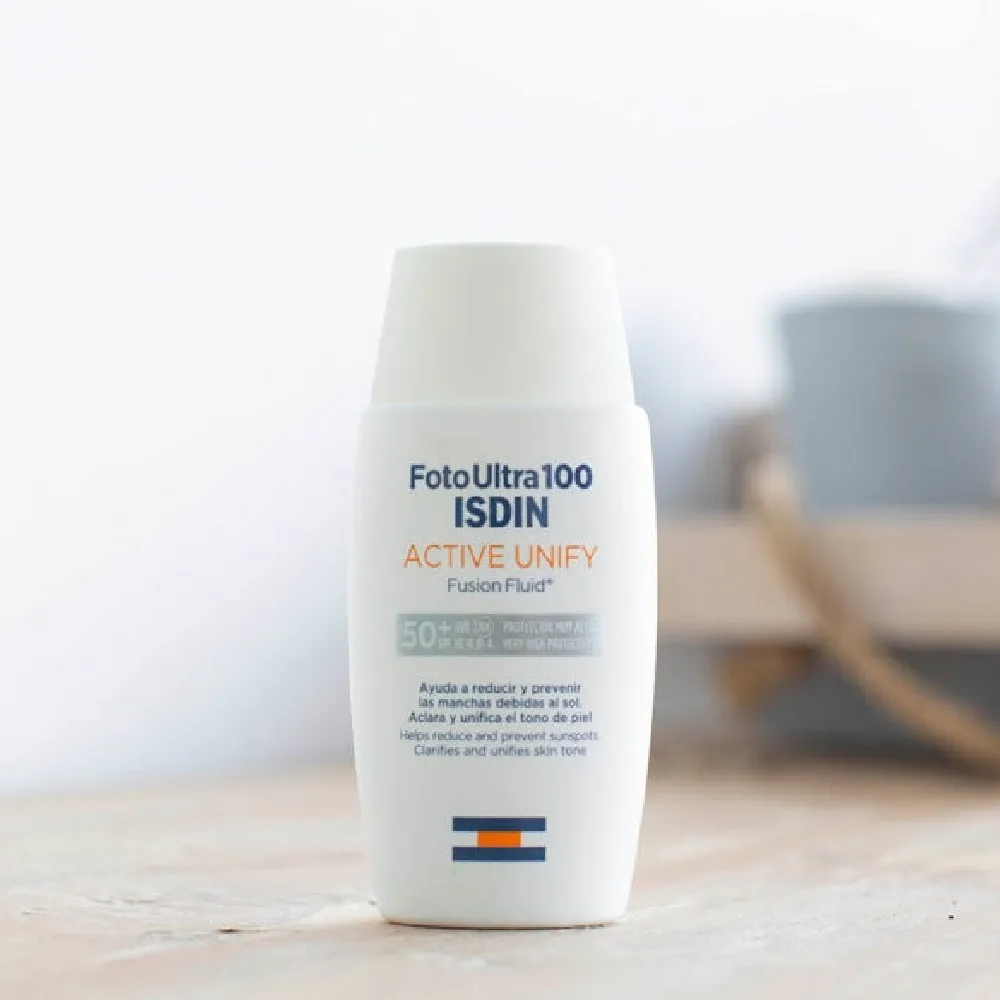 ISDIN Fotoultra 100 Active Unify, obarvan fluid za zaščito pred soncem - ZF 50+ (50 ml)